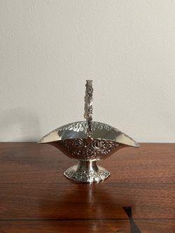 Vintage Silver-Tone Decorative Basket with Floral Handle – 7”