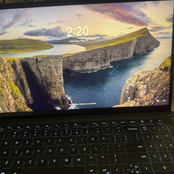 Dell 15.6 Inch Touchscreen Laptop 