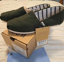 Toms slip ons