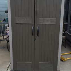 Storage Shed Rubbermaid Like New 400 Cash 6ft X4ftx28
