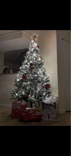 Christmas Tree Decoration