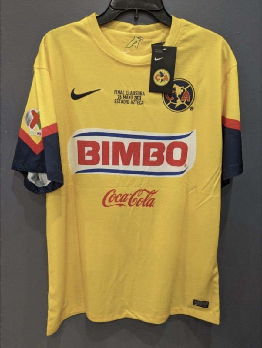 Club America Chucho Benitez JerseyNe