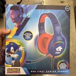 NWT Sonic the hedgehog RGB Light Gaming Headset