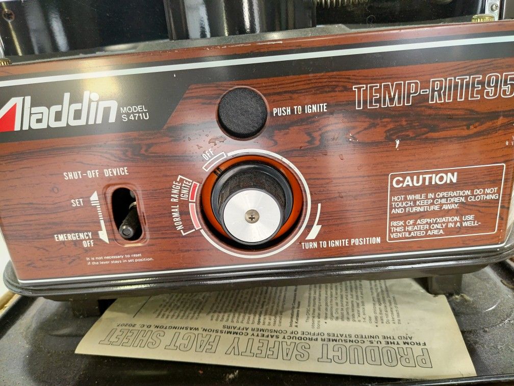 aladdin kerosene heater new condition vtg S 471U temp rite 95.