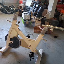 ALMOST NEW MYX FITNESS Exercise BIKE