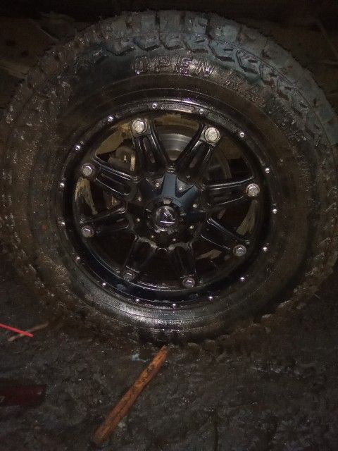35 X12.50 R 20