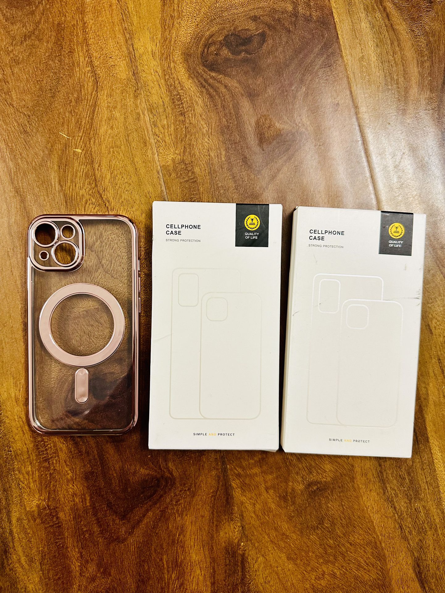 Chargeable Case For iPhone 15 New Condition In Box $10/each