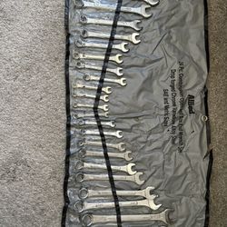 24 Piece Combination Allied Wrenches All There