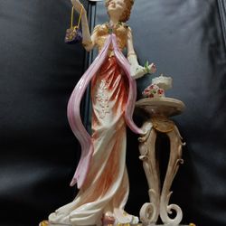 Porcelain Statue, Elegant Woman Holding Handbag 👜 In Excellent Condition