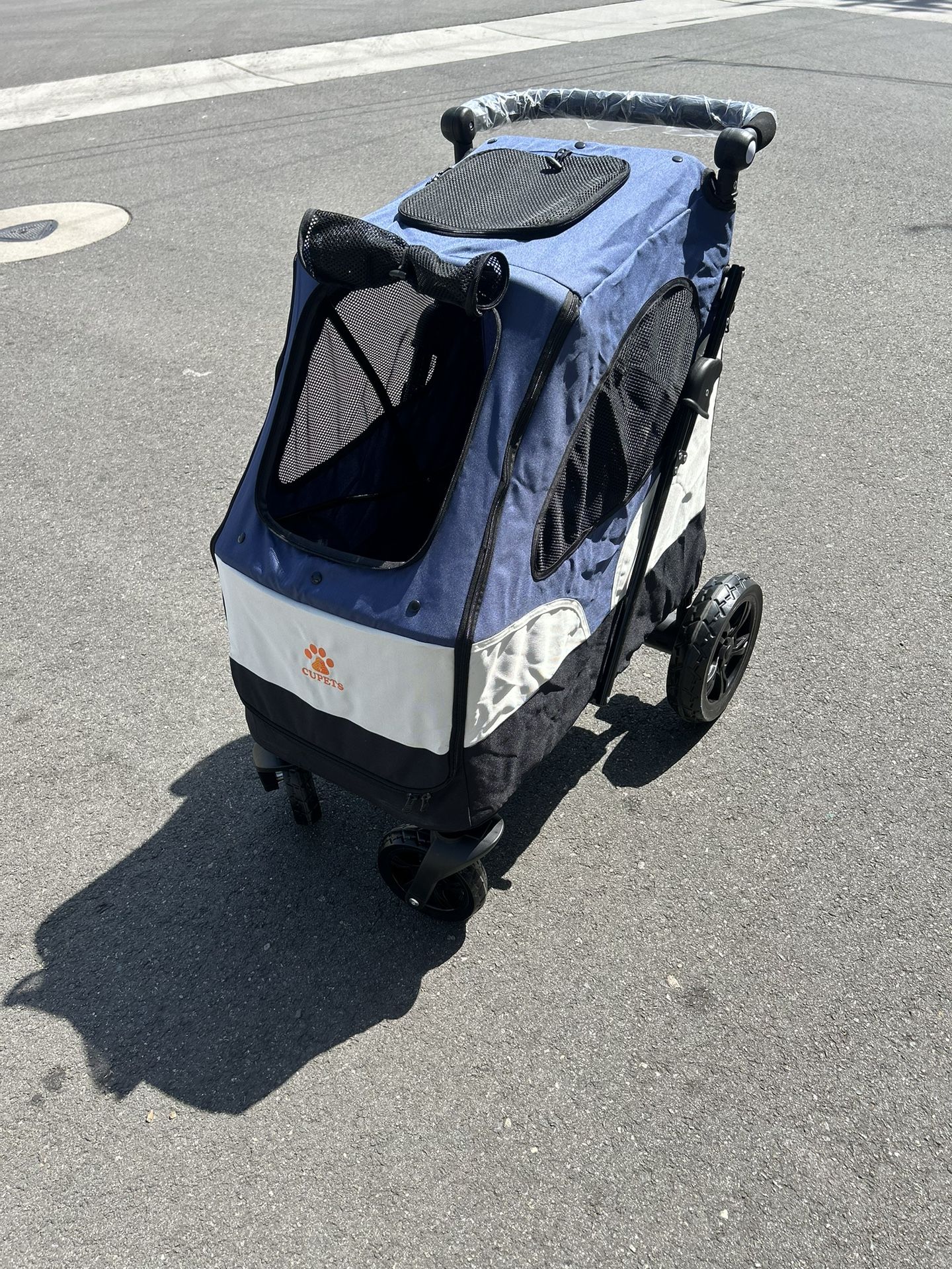 Brand New Luxury Dog Stroller For 120