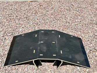 Skatebaord ramp.
