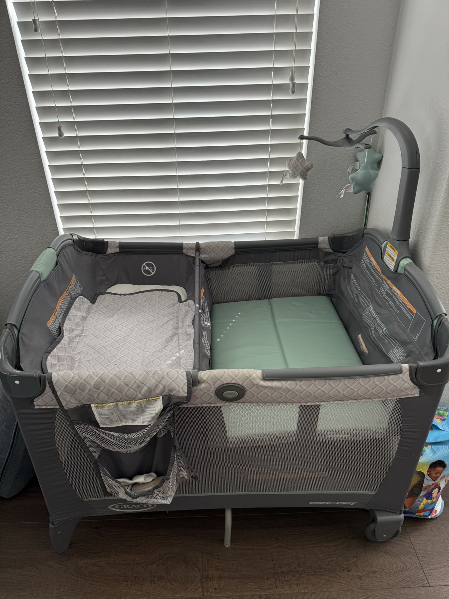 playpen super clean