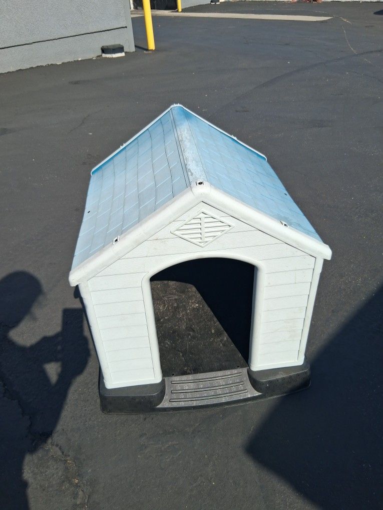 Dog House Small