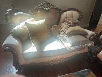 Sofa set