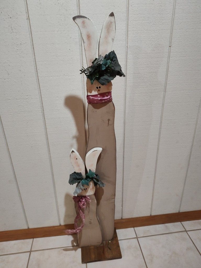 Bunny Outdoor Decoration - Free