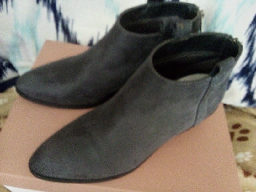 WOMEN'S ANKLE BOOTS