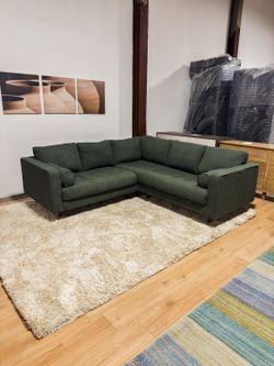 Sven 91" Tufted Corner Sectional - Green Wool Bouclé