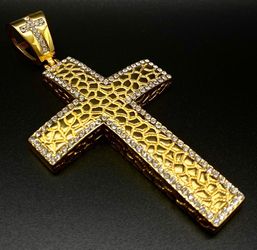 Pendant Stainless Steel 18K Gold Plated With Cubic Zirconia