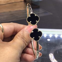 10k Gold Clover Bangel Bracelet Available In Stock.