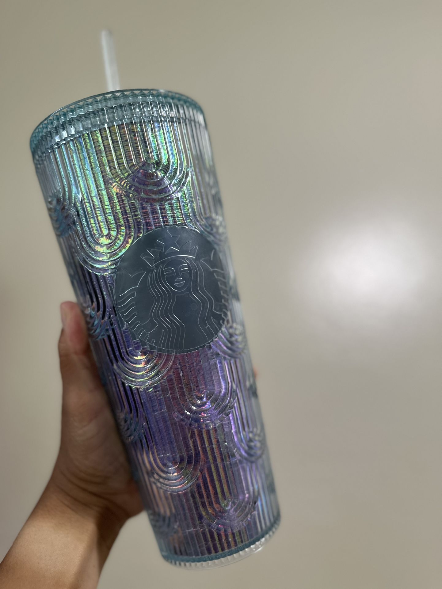 Starbucks 2022 Iridescent Mermaid Scales Plastic Cold Cup Tumbler Venti 24oz