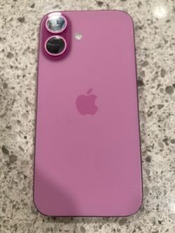 iPhone 16 128gb  Xfinity Mobile  Cracked Screen  Fully functional