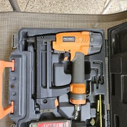 Pneumatic Stapler By Rigid