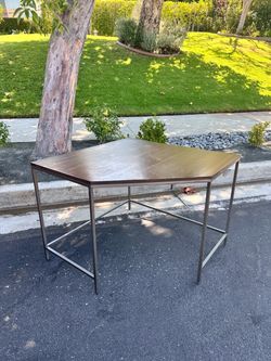 Trey Modular Corner desk - Delivery Available