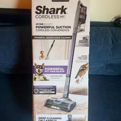 Shark Cordless Pet Vacuum