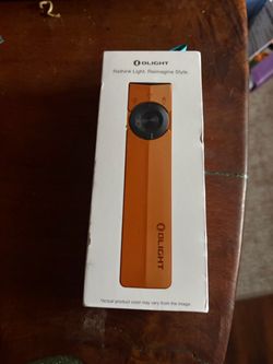 OLIGHT ARKPRO (Orange)