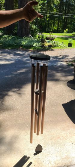 Like New! Beautiful Large Windchime