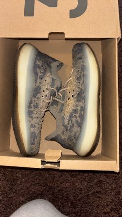 Yeezy 380 size 3y