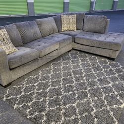 Gray Tufted Sectional