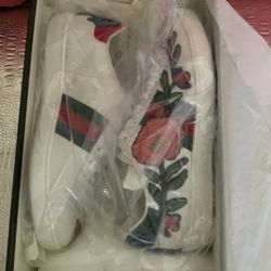 Gucci Floral Tennis Nwt