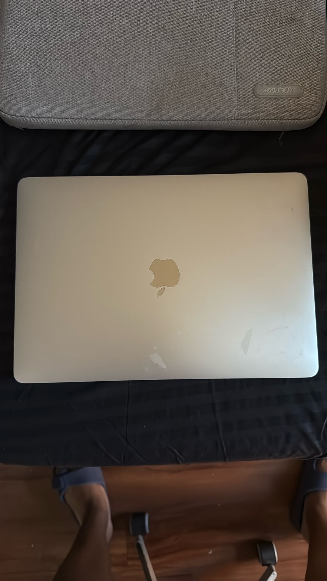 Mac Book pro “13 Inch 2019