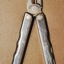 Leatherman Pocket Pliers Excellent Condition