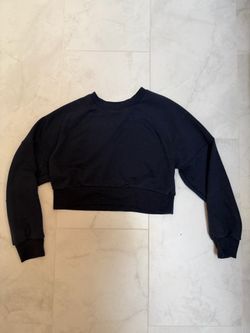 Navy cropped crewneck size XS