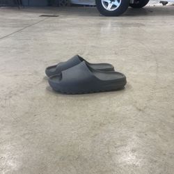 Adidas Yeezy Slides