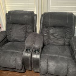 2 Recliners used 