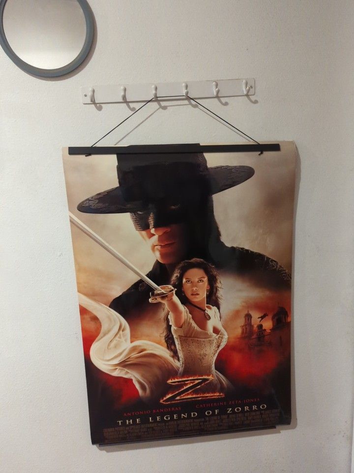 THE LEGEND OF ZORRO MOVIE POSTER DS ORIGINAL 27x40 A. BANDERAS, C. ZETA-JONES