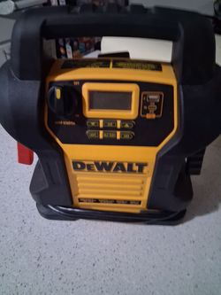 Dewalt jumper box