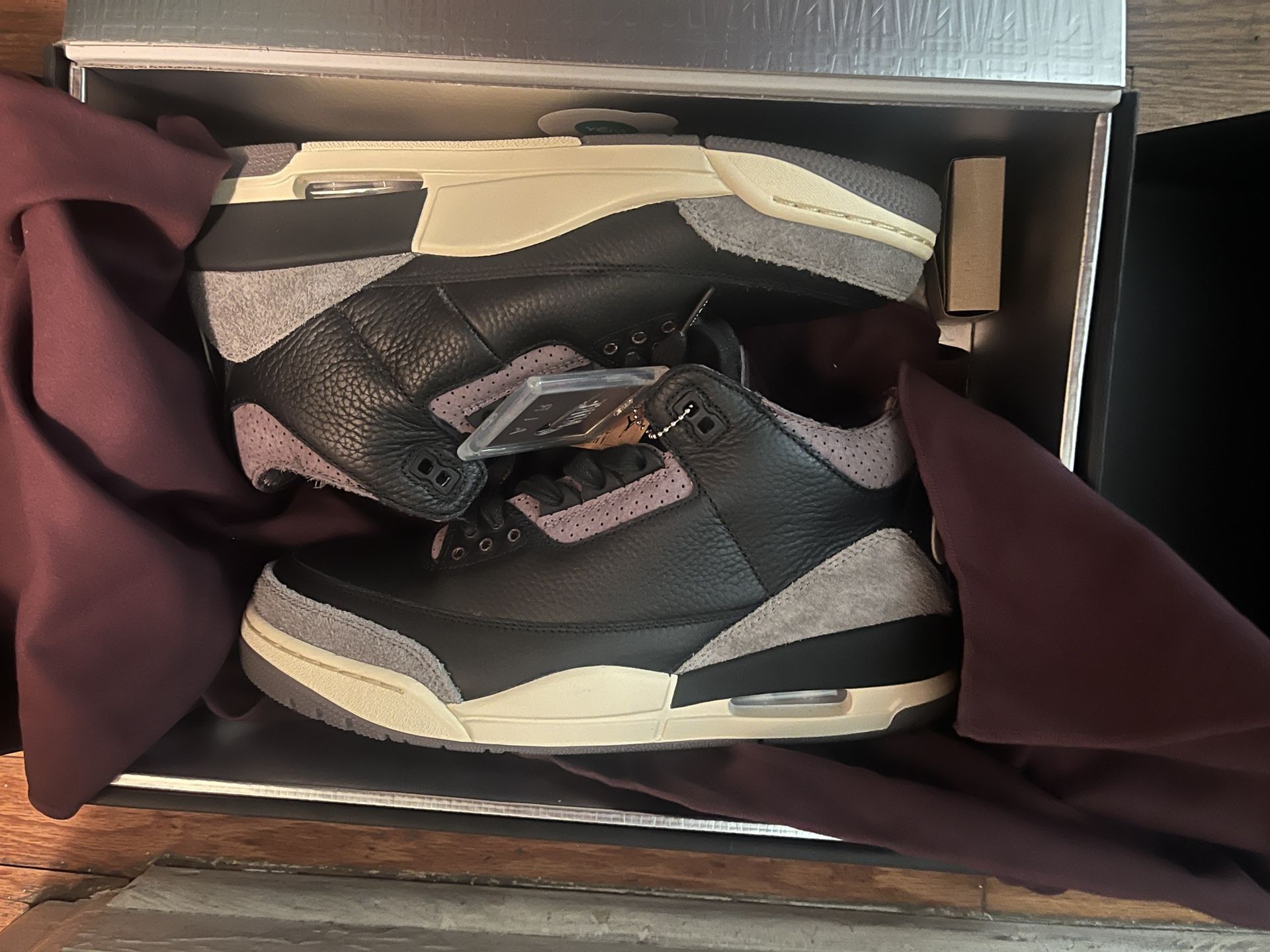 Air Jordan 3 Size 9.5