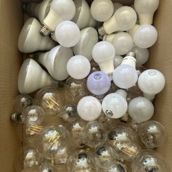 30+ Lightbulbs (READ DESCRIPTION)