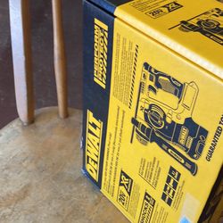 DEWALT 20-Volt MAX XR Cordless Brushless 1 in. SDS Plus L-Shape Rotary Hammer (Tool-Only)