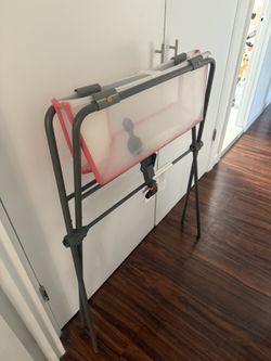 Stokke Flexi Bath And Stand With Newborn Insert 