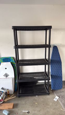 Plastic 4 level storing shelves
