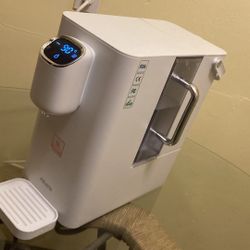Aiberle Countertop Water Purifier With Built In Water Heater 