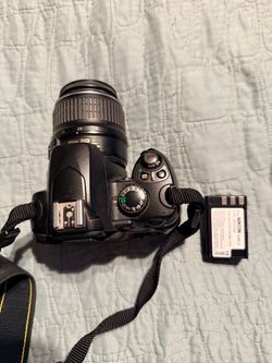 Nikon D 40