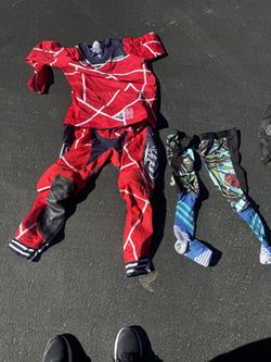 Men’s Troy Lee design dirtbike riding gear