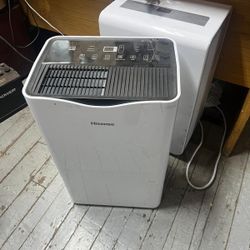 New Hisense 50-pints Dehumidifier With Internal Pump 