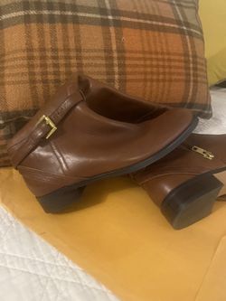 coach size 7 excellent condition 